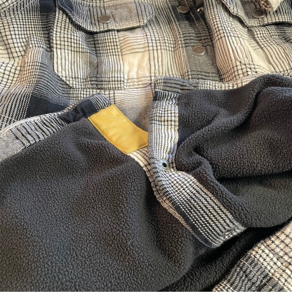 Duluth Trading Co Women's Plaid Flannel Fleece Lined Jacket Size XS - Picture 2 of 12